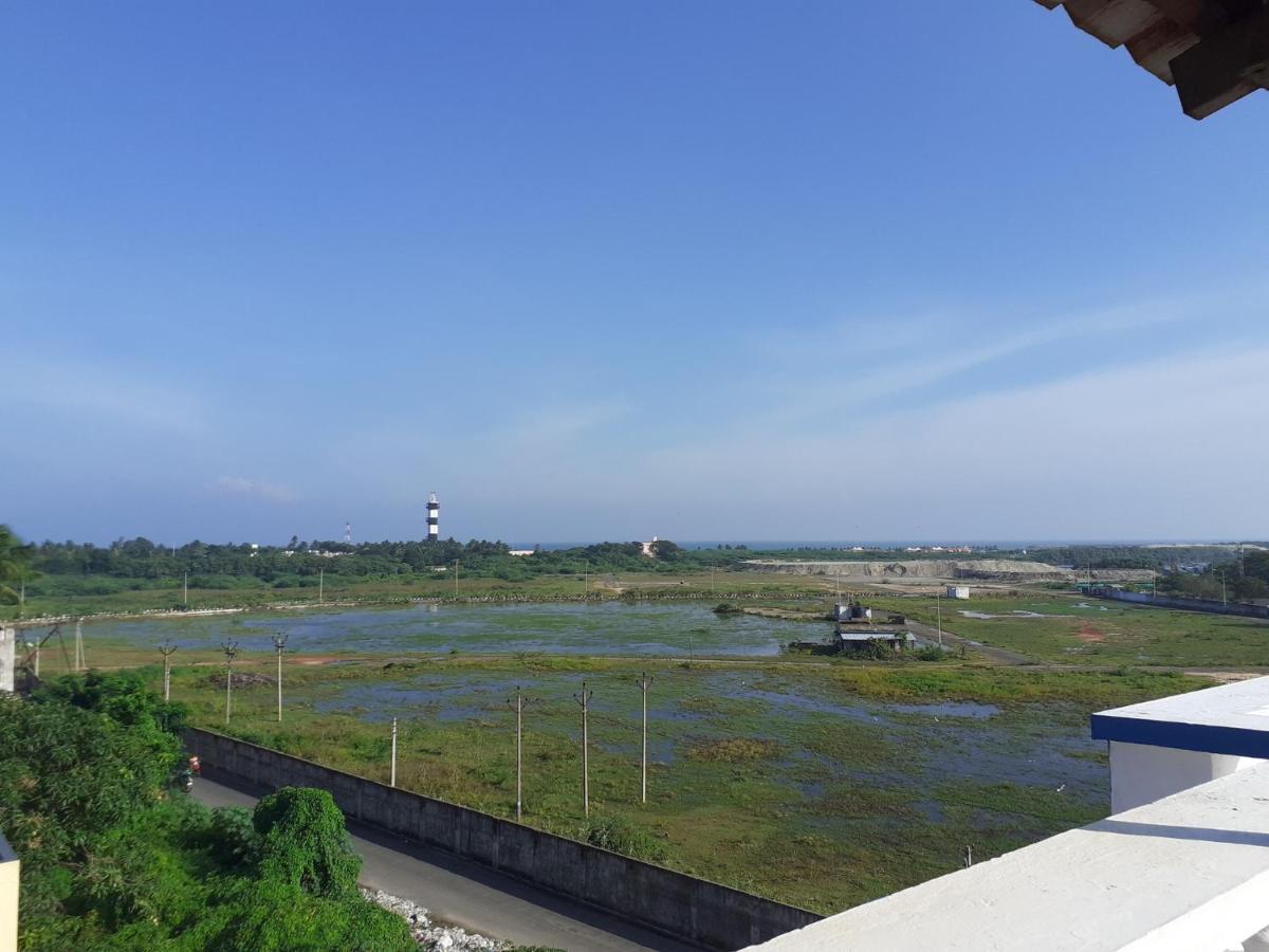Holi-Wood Guesthouse Pondicherry Luaran gambar