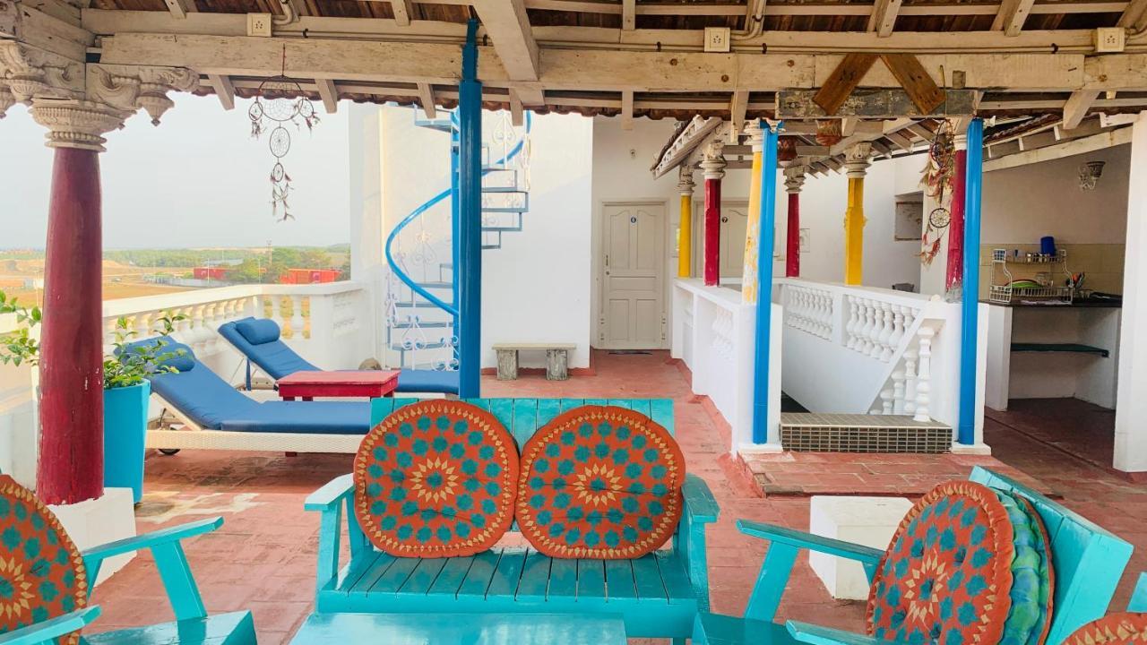 Holi-Wood Guesthouse Pondicherry Luaran gambar