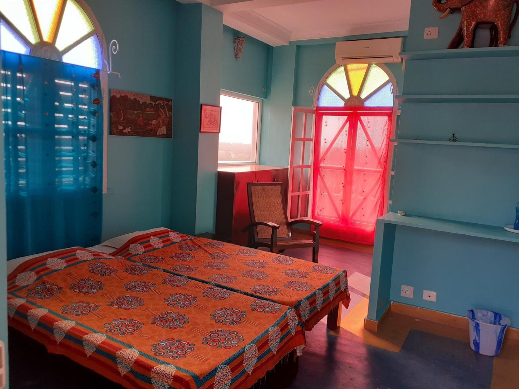 Holi-Wood Guesthouse Pondicherry Luaran gambar